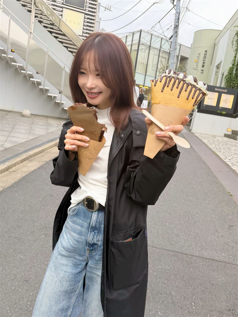 桃乃木香奈現蹤新莊棒球場。（圖／翻攝自Threads）