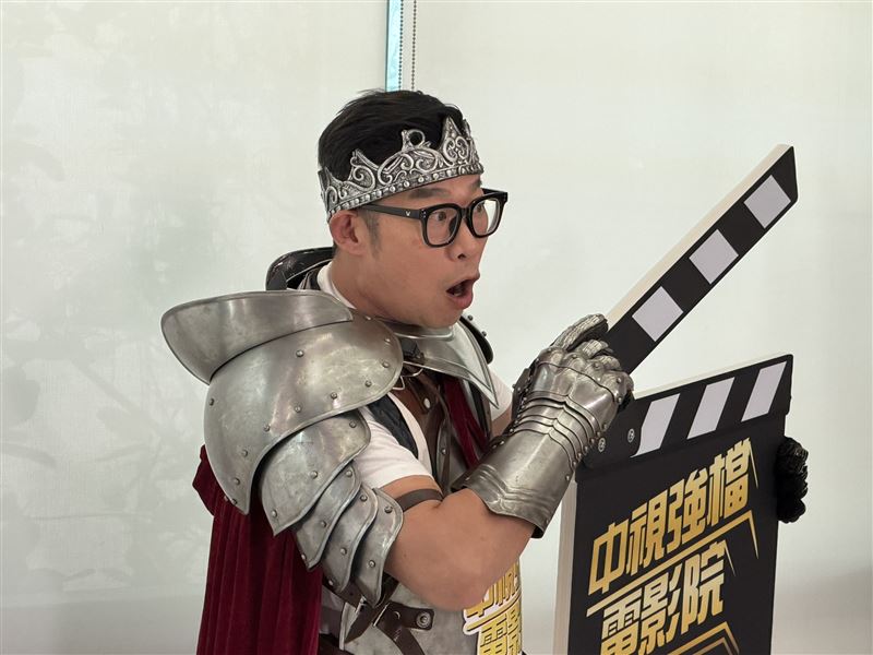 馬力歐替《中視強檔電影院》拍代言影片。（圖／記者趙浩雲攝影）