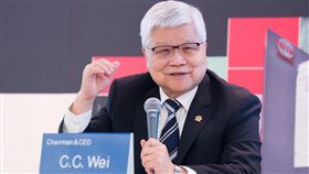 台積電2025年Q4法說會在2026年1月15日舉行，預計2026全年資本支出最高抵達560億。圖為董事長魏哲家。（圖／台積電提供） 