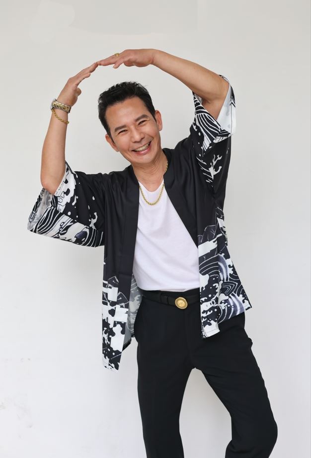 王耿豪詮釋「台味十足」角色，強調不流於刻板，力求自然呈現草根人物魅力。（圖／民視提供）