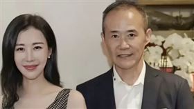 女星田朴珺（左）澄清丈夫王石（右）被抓的傳言。（圖／翻攝自微博）