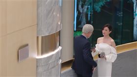 佘詩曼擁有22吋蛇腰，自招吃不胖體質令人羨慕。（圖／年代MUCH提供）