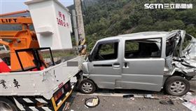 台14線,追撞,車禍,受困,南投,道路養護隊,仁愛鄉公所（圖／翻攝畫面）