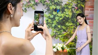 支援外接增距鏡　vivo X300 FE輕巧登場