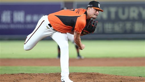 喬登7局優質好投　猛獅連2天踢館桃園成功