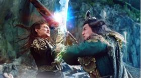 吳奇隆與張天霖交情多年，在《蜀山戰記》中飾演死對頭。（中天提供）