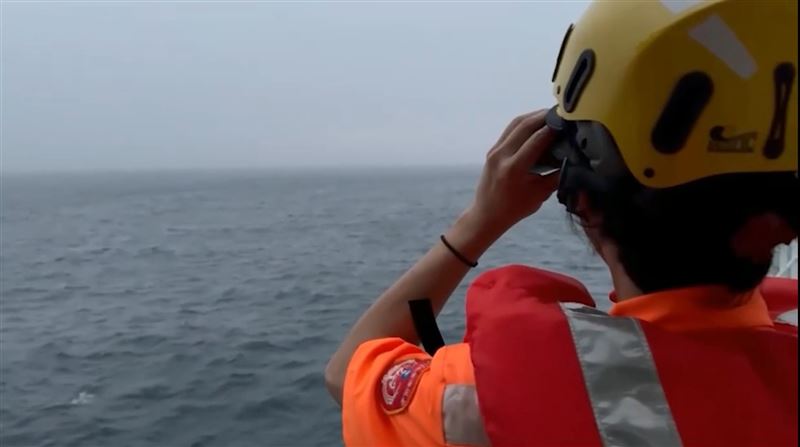 海巡持續搜救失蹤的張姓船長。（圖／翻攝畫面）
