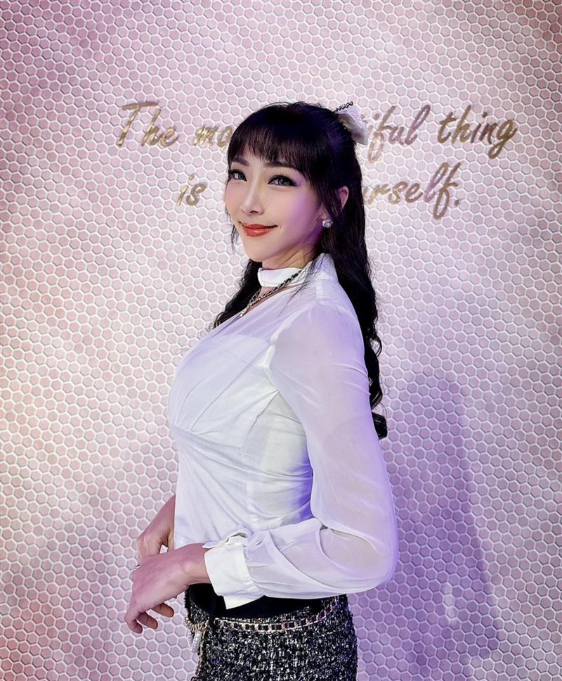 李宓證實海外置產。（圖／翻攝自IG）