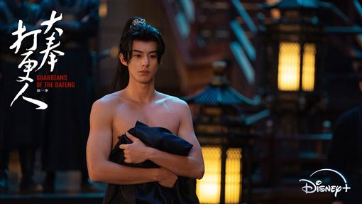 邊佑錫沐浴戲犯規　7男神禁浴瞬間大比拼