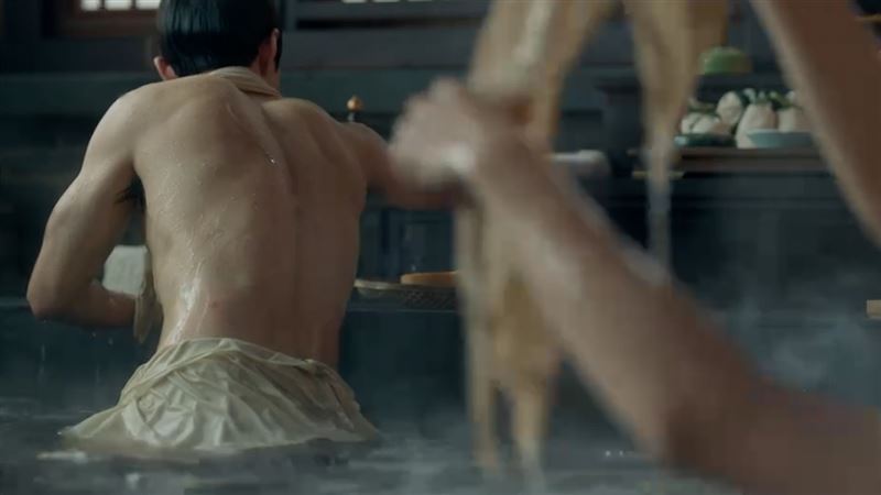 肖戰沐浴戲。（圖／Disney+提供）