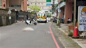 女子墜樓後當場死亡不送醫。（圖／翻攝畫面）