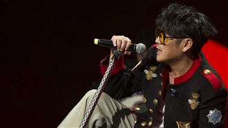 曹格暌違12年回歸突「出櫃」認：我是Gay