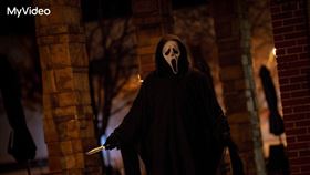 《驚聲尖叫7》回到起點卻更兇殘。（圖／台灣大哥大MyVideo提供） 