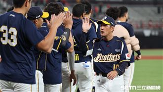 平野曝投手教練生氣了　岳政華感謝激將法