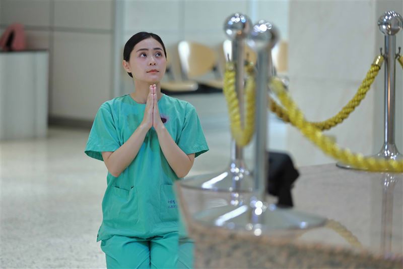 方琦在《農曆三月二十三》中飾演護理師琪琪。 （圖／北投映像電影提供）