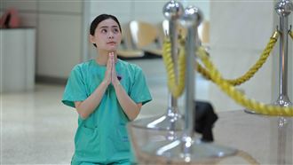 女星闖入白沙屯媽祖　現場神蹟顯現太震撼