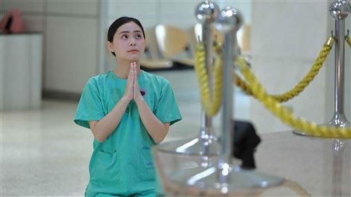 女星闖入白沙屯媽祖　現場神蹟顯現太震撼