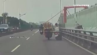 滿載紙箱擦撞女騎士害倒地　肇事者加速逃