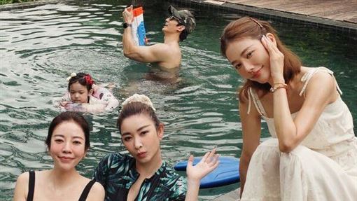 許維恩三姊妹合照　大姊許路兒看不出50歲