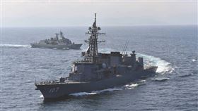 日本海上自衛隊「雷」號護衛艦通過台灣海峽，美專家對此分析，這類通行完全符合國際法賦予各國的權利，可能是東京方面認為有必要藉此回應中國在東海等區域劃設為期40天的空域保留區。（圖／翻攝日本海上自衛隊網站）