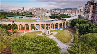 三鶯線「穿梭校園」！野餐音樂會嗨翻北大