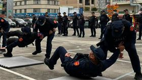 維護大甲媽出巡秩序，彰化縣警察局不敢大意，部署340警力戒備。（圖／彰化縣警察局提供）