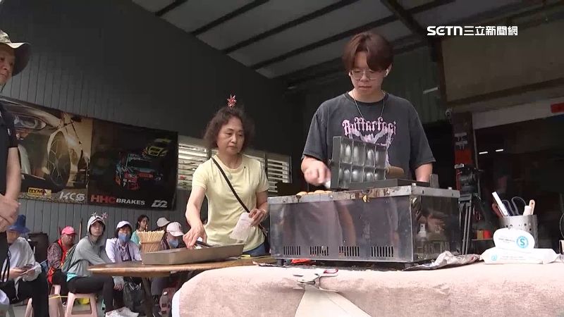 修配廠搖身變為雞蛋糕攤