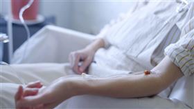 斷氣13分鐘奇蹟復活　婦親揭靈魂出竅經歷