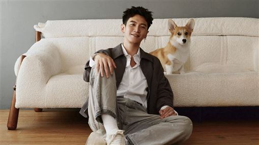 柯震東無預警公布新身分　愛犬離世成關鍵