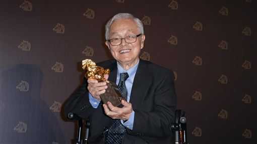 曾獲金馬終身成就獎　95歲影壇傳奇辭世
