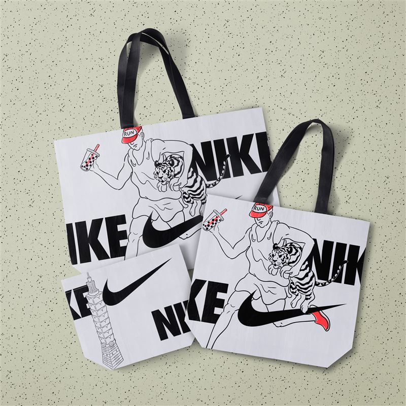 藝術家「只是ZISHI」合作推出以台北101為核心意象設計的Nike臺北品牌體驗店獨家購物袋。（圖／品牌業者提供）
