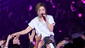 丁噹「夜遊」演唱會。高雄巨蛋。（圖／相信音樂提供）