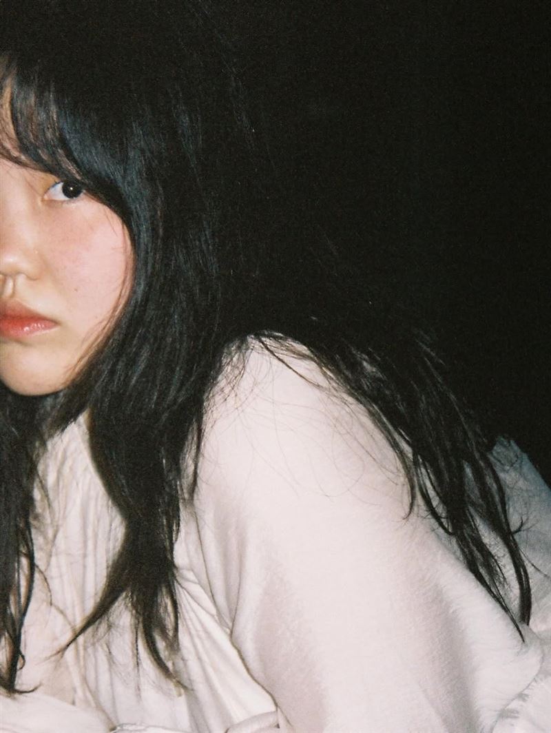 韓國兄妹組合AKMU（樂童音樂家）成員李秀賢。（圖／翻攝自IG @akmu_suhyun）