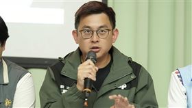 卓冠廷今（19）天晚間重申，他要提醒，對方真的不是來討論刑罰的；所以希望互相之間的討論，也不要落入那個圈套裡，而是要破解那個圈套。（圖／翻攝自卓冠廷臉書）