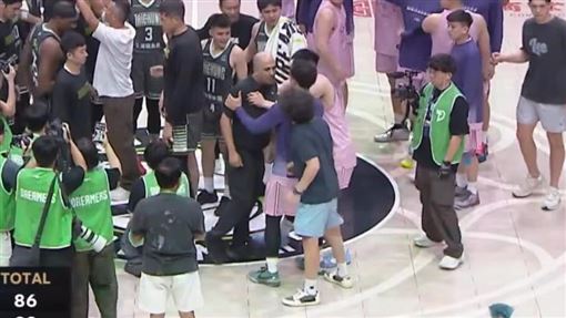 衝進場內罵總教練　夢想家球迷被禁止入場