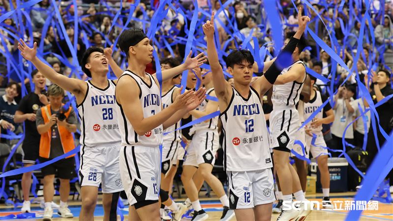 UBA男子組冠軍賽，政治大學擊敗國立體大奪冠。（圖／記者劉彥池攝影）