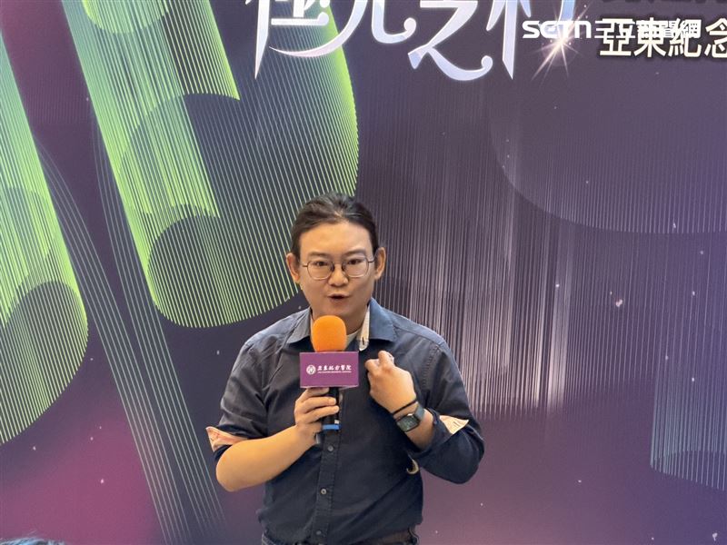 陳德生選擇腹膜透析，延續原有的生活節奏。（圖／記者蔣季容攝影）