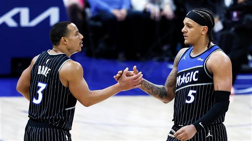 老8傳奇上演中？　魔術暴冷擊敗龍頭活塞