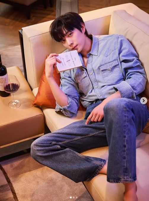 金永大在當紅之際服兵役。（圖／翻攝自IG）