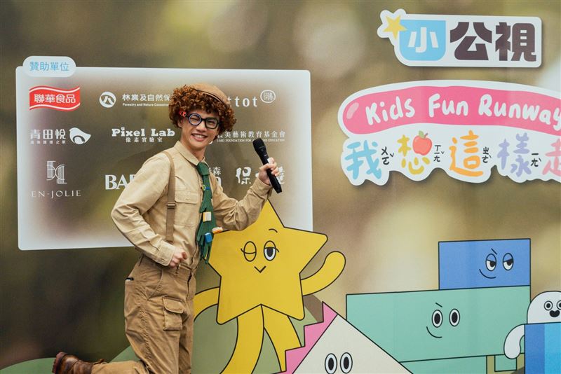 王伯源分享小時候第一次參加鋼琴比賽，緊張到雙手不停發抖過往。（圖／小公視提供）