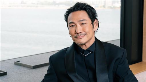 杜德偉首奪金像獎　點名1已故男星惹鼻酸