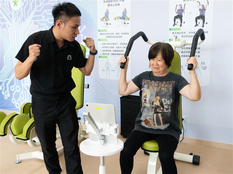 南市立醫院「肌廠實驗室」導入ICOPE與咀嚼功能評估 助長者降低衰退風險。（圖／台南市立醫院提供）