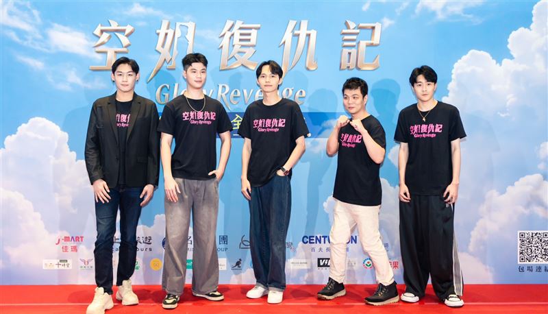 《空姐復仇記》演員鄭邑臣(左起)、黃子浩、李思宏、劉宣辰、朱柏維。（圖／萊思捷有限公司提供）