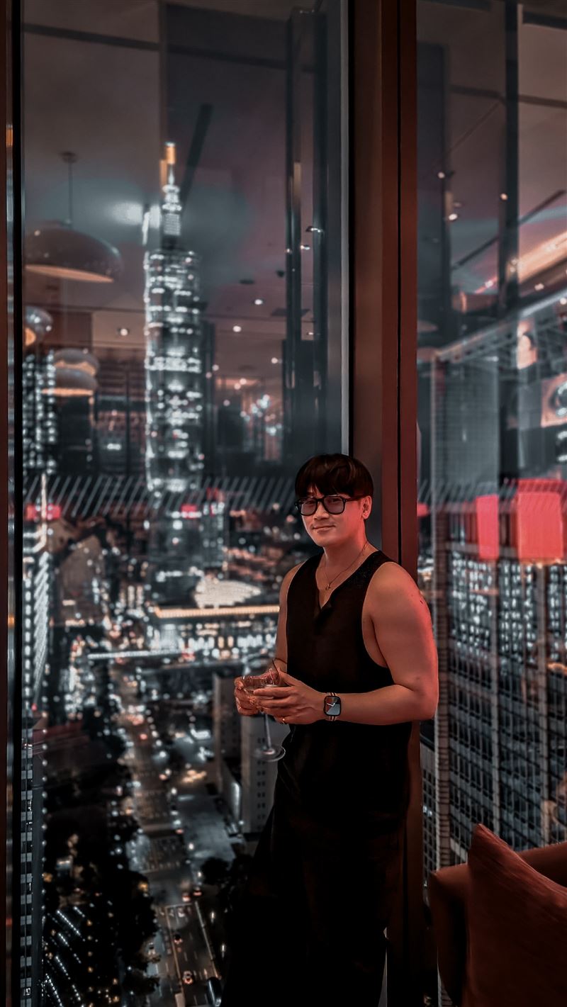 易桀齊擔任視覺導覽員，將居住在台北的記憶化為影像。（圖／走音佬音樂工作室提供）