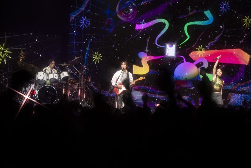 告五人創下一週內解鎖「雙城、雙百年傳奇場館」的驚人紀錄。（圖／相信音樂提供）