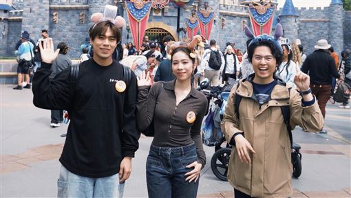 告五人雨團發威　犬青見「她」秒淚崩