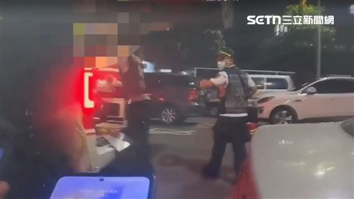 網友碰面變調！他左手遭砍濺血…2嫌落跑