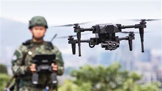 警訊！中共綁定欠債國軍　一賤招誘控共諜