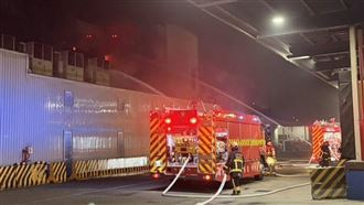 台中統一物流中心全面燃燒！損失恐破百萬