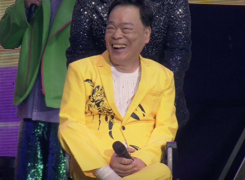 金曲歌王阿吉仔回顧藍寶石大歌廳點滴。（圖／高雄流行音樂中心 提供）